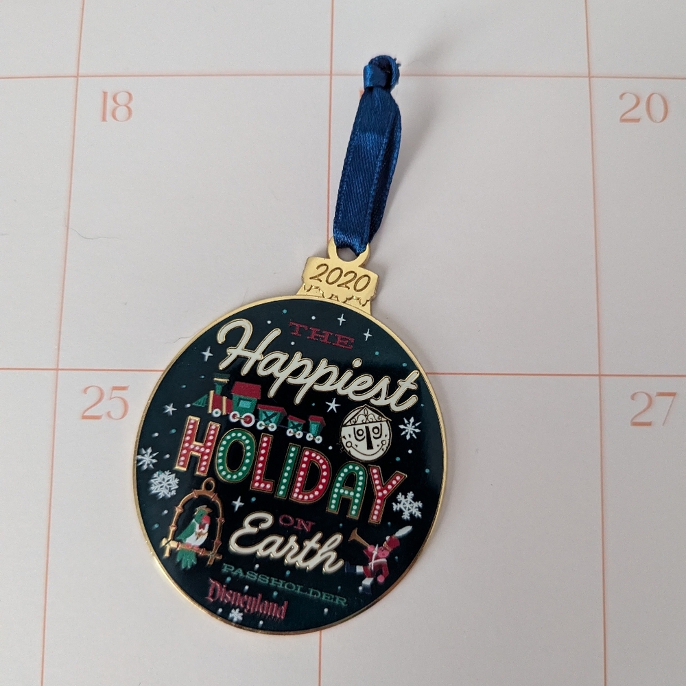 Disneyland Passholder Ornament 2020